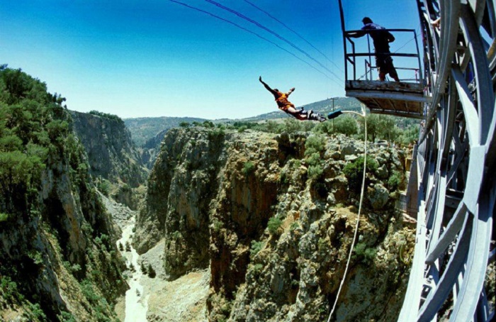 Bungy Jumping over the canyon of Aradena