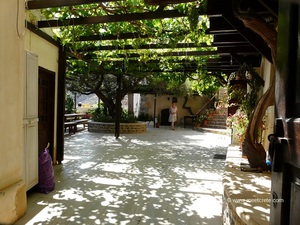 Kapsa monastery - The monastery's central yard