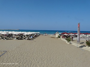 The sandy beach in Rethymnon 